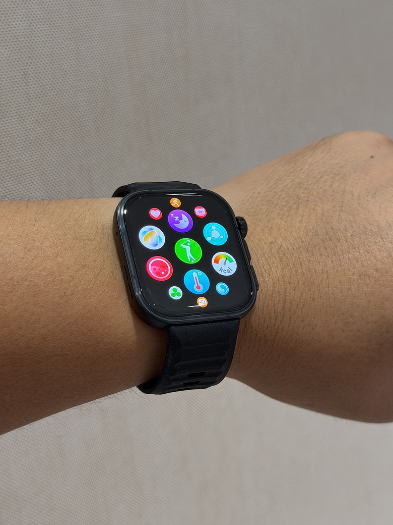 點我看大圖 HUAWEI WATCH FIT 5 開箱:不只是智慧手錶,更是你的時尚手腕配件