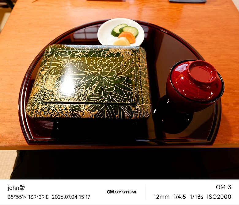 點我看大圖 再看一次東京第二日(川越(小江戶)、西櫻亭-川越店、米飛兔 MIFFY KITCHEN & BAKERY川越店、冰川神社、小川菊-鰻魚飯、新宿街頭貓咪、清州橋下、焼き豚ラーメン 東煌)(OM SYSTEM OM-1II、OM-3、OM-5II、TG-7)