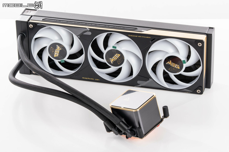微星 MEG CORELIQUID E15 AIO 水冷散熱器開箱實測 在華麗身形內蘊涵高效散熱性能