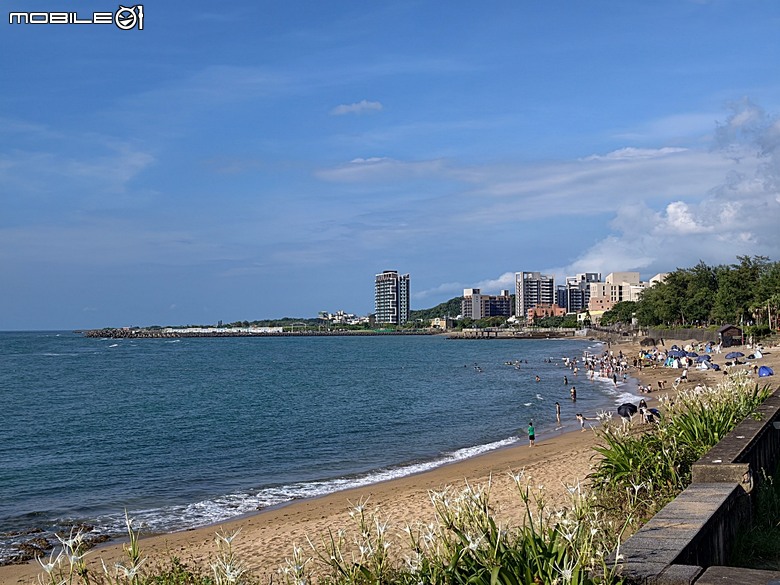 沙灘皮克敏探索之新北市篇 — 萬里海水浴場、金山中角、貢寮福隆海水浴場、石門白沙灣、三芝淺水灣、淡水沙崙、淡江大橋,還有Bossa Nova巴莎諾瓦海景餐廳與依海廚房之吃吃喝喝