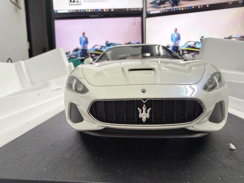 [開箱]1/18 Maserati GranTurismo