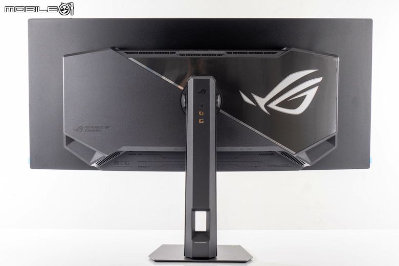 ROG STRIX OLED XG34WCDMS 電競螢幕開箱實測 34 吋寬曲面與 280Hz 高更新率帶來流暢沉浸感受