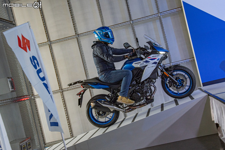 34.8萬衝擊中排量GT車型市場！SUZUKI SV7-GX5跨界遨遊上市發表！