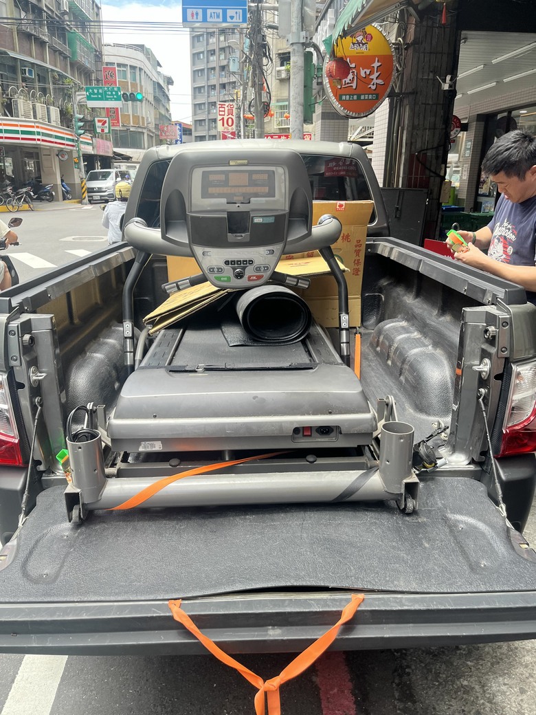 拆機、移機，好重一台。