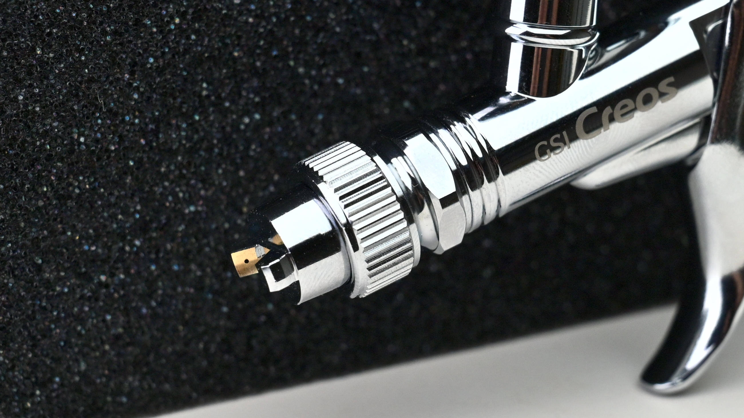 【開箱】再見黑曼巴！繼承戰友的握把，大面積神兵 GSI PS290 0.5mm 雙動噴筆開箱介紹