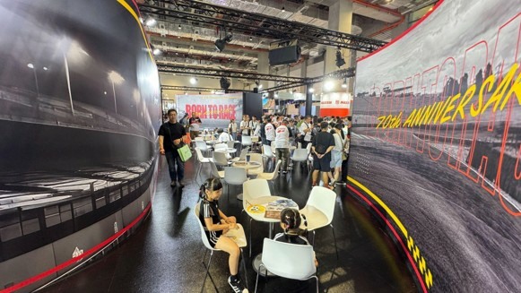 2026 台北重機展 颱風天過後衝 YAMAHA 搶看 XSR155，14.8萬展場價配年底交車真的太香！