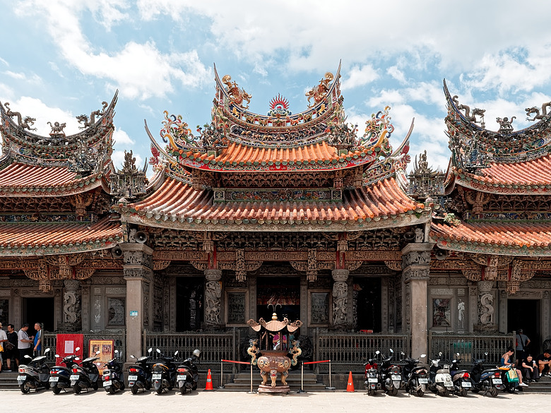 點我看大圖 三鶯線初體驗(新北美術館、鶯歌老街、三峽老街)(OM3+Insta360 Luna Ultra)