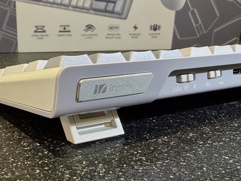 IROCKS K105RP 鍵鼠組開箱：高剪刀腳打字真的順手