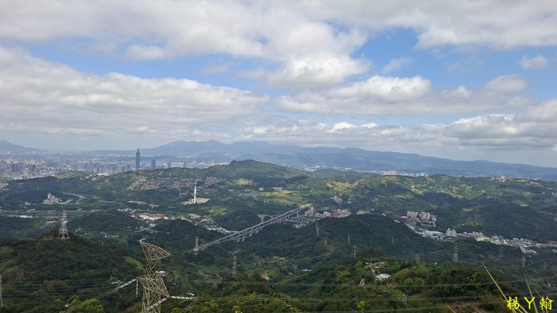 【郊山走走】拉繩攀爬登頂猴山岳前峰,猴山岳連走貓空圓山、岐山古道