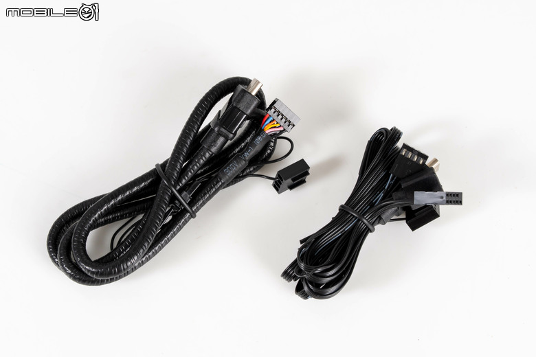 微星 MEG CORELIQUID E15 AIO 水冷散熱器開箱實測 在華麗身形內蘊涵高效散熱性能