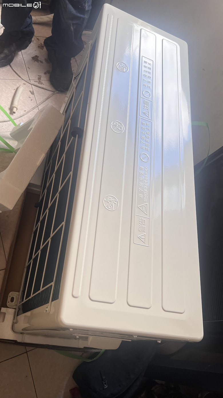 點我看大圖 【施工全紀錄】我家太座為了老鷹換冷氣 國際牌CS-UX36FA2+CU-UX36FHA2 舒服~