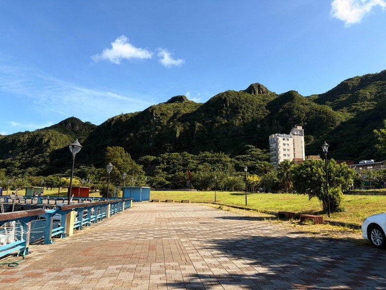 海釣初體驗｜海風、魚竿，還有兩個傻子