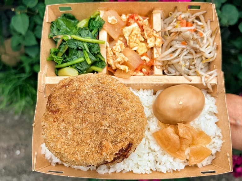 創意餐盒、真材實料例湯,在地人回訪率超高的美味便當!