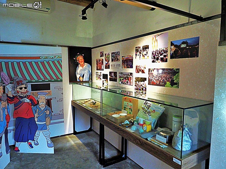 竹北新瓦屋客家文化保存區、采田福地、竹北泉州厝汾陽堂、東平問禮堂、竹北福佑宮(十三伯公)、蓮華寺、附掛美食之一浪拉麵 — 竹北一日雨中散策