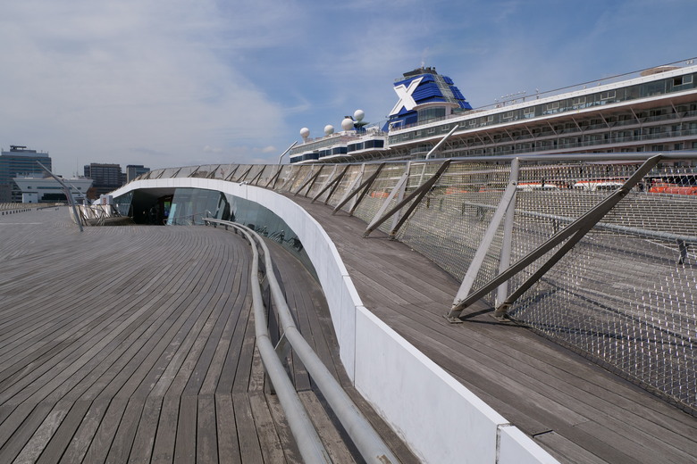 横浜・大さん橋