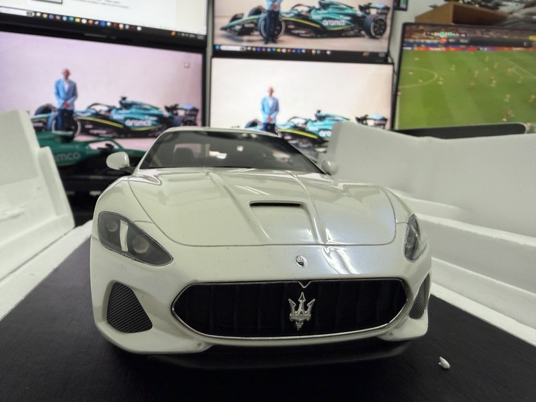 [開箱]1/18 Maserati GranTurismo