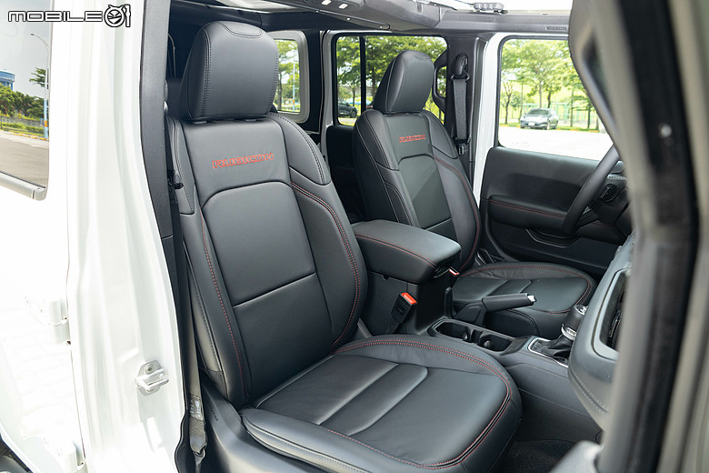 Jeep Wrangler Rubicon/Sahara 試駕｜歷經考驗的越野實力，帶你勇闖世界的每個角落！