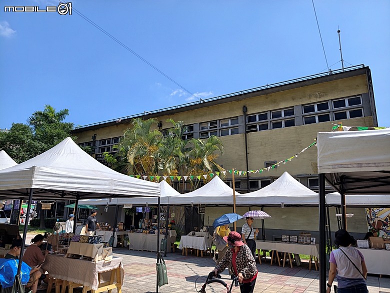 嘉義市立美術館、嘉義文化創意產業園區、嘉義城隍廟、嘉義市郵便局、文化路夜市，外掛美味可口的林聰明沙鍋魚頭、還有繁花似錦的臺南白河蓮花公園 — 2026 端午連假次日遊