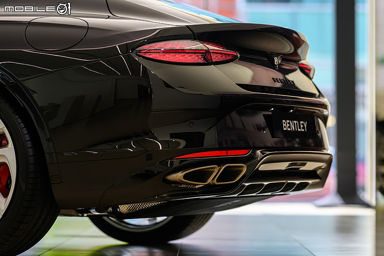 【採訪】1588萬元起,Bentley Bentayga Speed國內發表,Continental GT S首度現身!