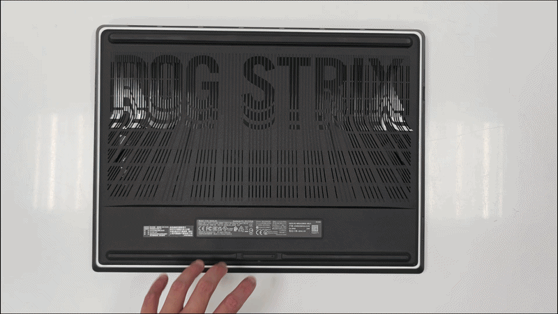ROG Strix SCAR 18 (2026) G835｜升級 4K 240Hz 面板、全規格攻頂，再創電競機皇新標竿！