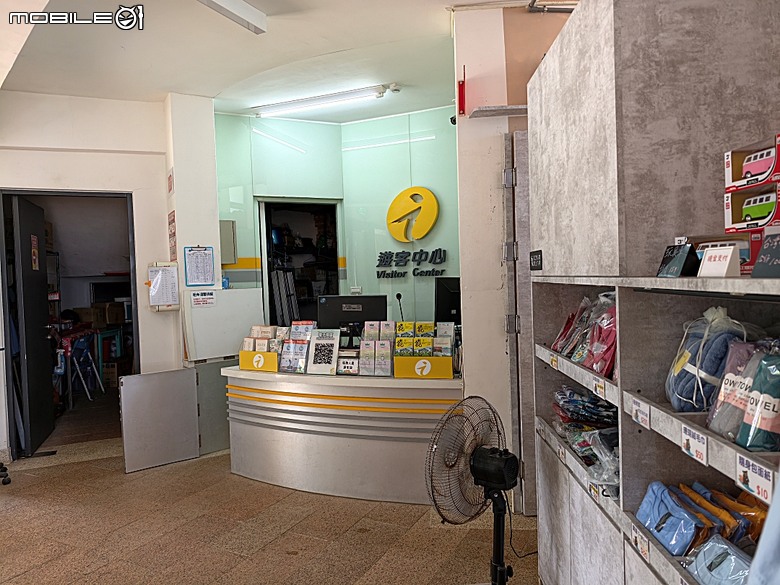 沙灘皮克敏探索之新北市篇 — 萬里海水浴場、金山中角、貢寮福隆海水浴場、石門白沙灣、三芝淺水灣、淡水沙崙、淡江大橋,還有Bossa Nova巴莎諾瓦海景餐廳與依海廚房之吃吃喝喝