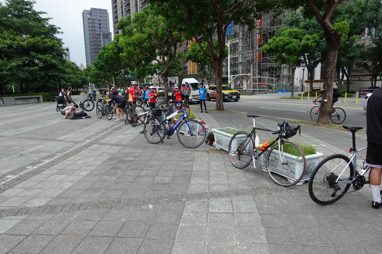 跟著博愛車隊參加中華民國自行車騎士協會籌辦的2026南投旅遊百k自行車小鎮漫遊活動,由中興新村出發經草屯、國姓、埔里、魚池(日月潭)、集集及名間再O繞回南投市出發點,Calamita due city tour