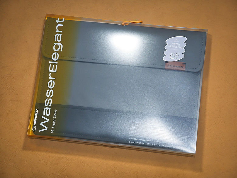 【MacBook防護三法寶】河馬引力HIPPORIZZ Aero 零感鍵盤膜 ▪ Frosta 磨砂保護殼 ▪ WasserElegant 筆電內袋 -開箱評價|實際使用心得與推薦