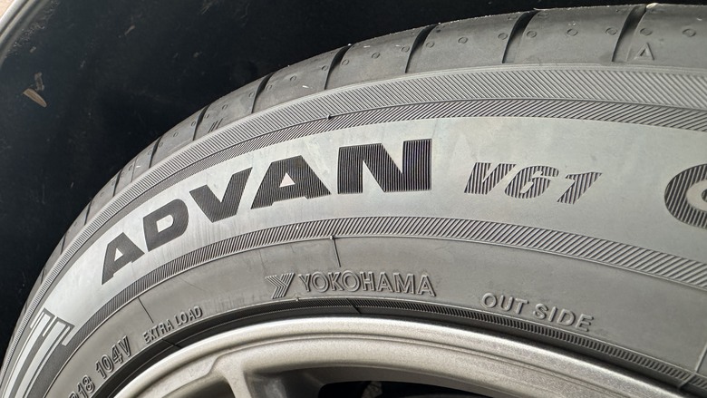 YOKOHAMA V61 換胎心得