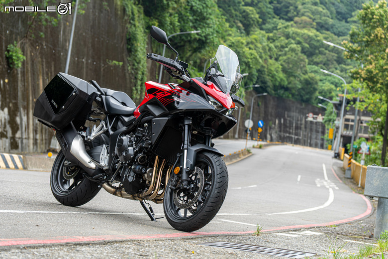 HONDA CB1000 GT 試駕｜不再做選擇，四缸、電懸、運動、舒適我全都要！