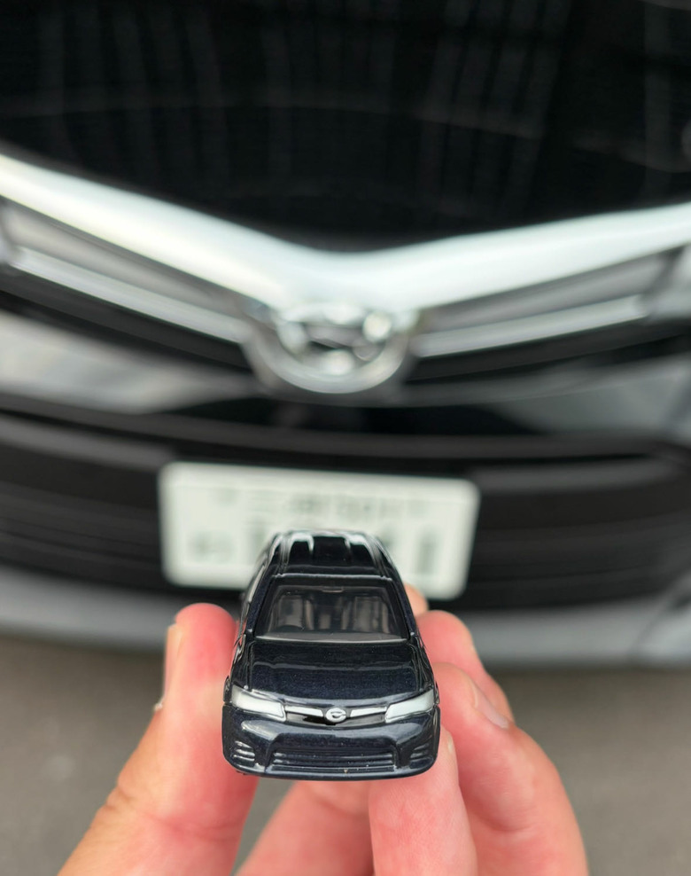帶著一台 Tomica,回到 JDM Corolla 的故鄉。