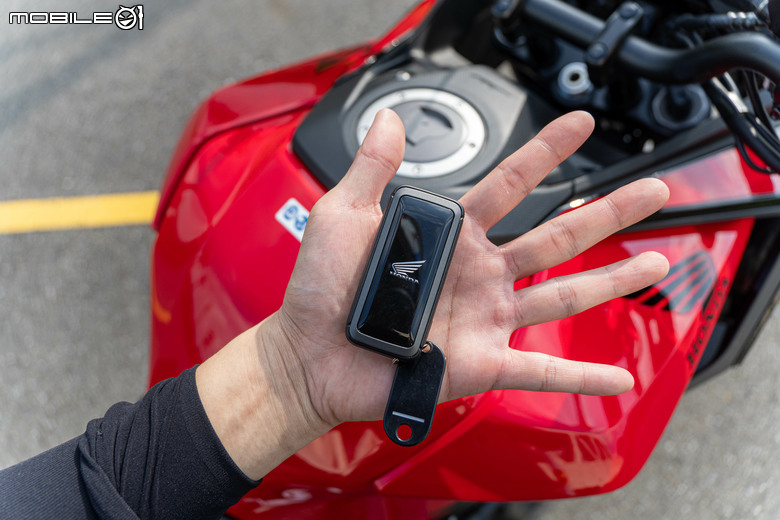 HONDA CB1000 GT 試駕｜不再做選擇，四缸、電懸、運動、舒適我全都要！