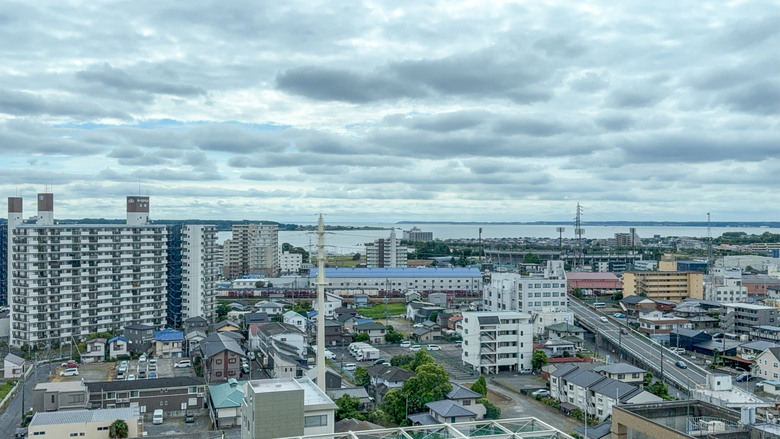 點我看大圖 ✈️ 趕在暑假人潮爆炸前,先衝一波日本上篇~海上鳥居絕景、現流海鮮隨意吃、森林系秘境參拜