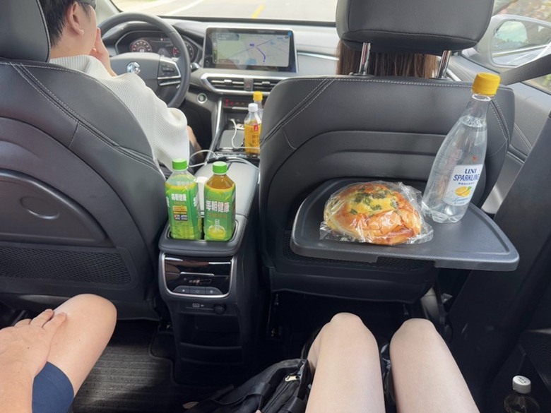 點我看大圖 想買MPV、受夠難坐的Wish,長輩G50 Plus體驗分享