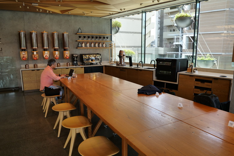 中目黑 STARBUCKS RESERVE(R) ROASTERY TOKYO