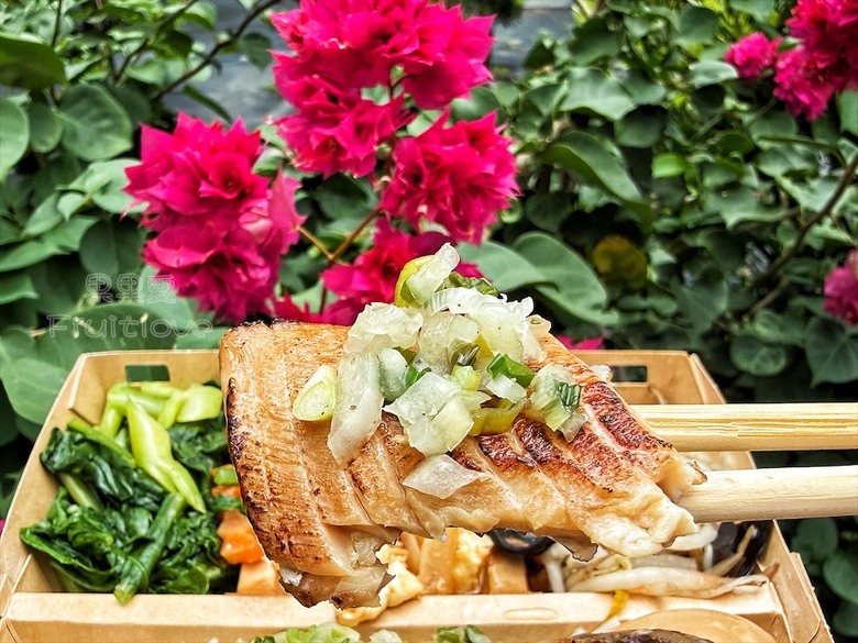 創意餐盒、真材實料例湯,在地人回訪率超高的美味便當!