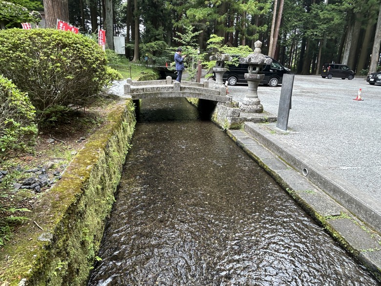 擱一擺雨中挑戰日本之顛-富士山