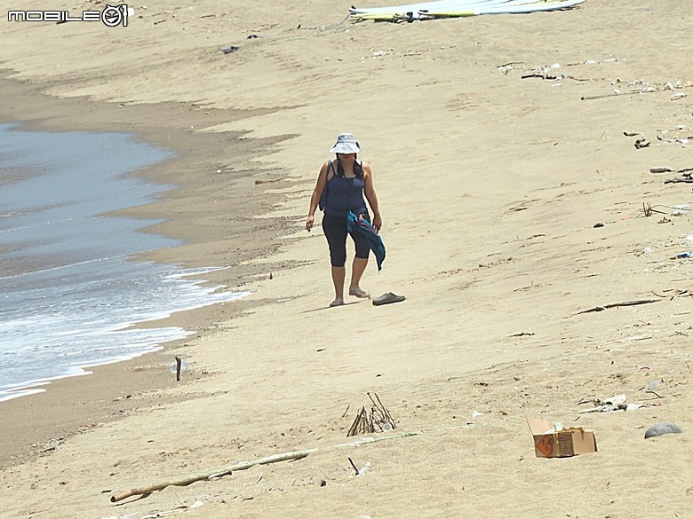 沙灘皮克敏探索之新北市篇 — 萬里海水浴場、金山中角、貢寮福隆海水浴場、石門白沙灣、三芝淺水灣、淡水沙崙、淡江大橋,還有Bossa Nova巴莎諾瓦海景餐廳與依海廚房之吃吃喝喝