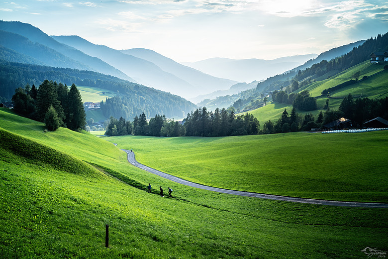 點我看大圖 2024瑞士義大利山脈之旅之19、0827 Panorama di Santa Maddalena富內斯山谷