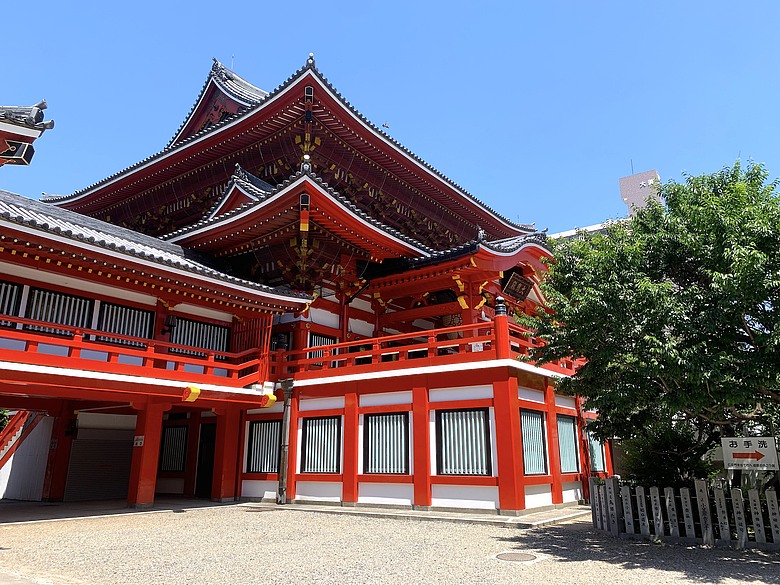 ＜日本＞2024～有個誤會但覺得照片很美的「名古屋一日遊」：東京外星人快閃店、大須觀音、名古屋城(？）、熱田神宮