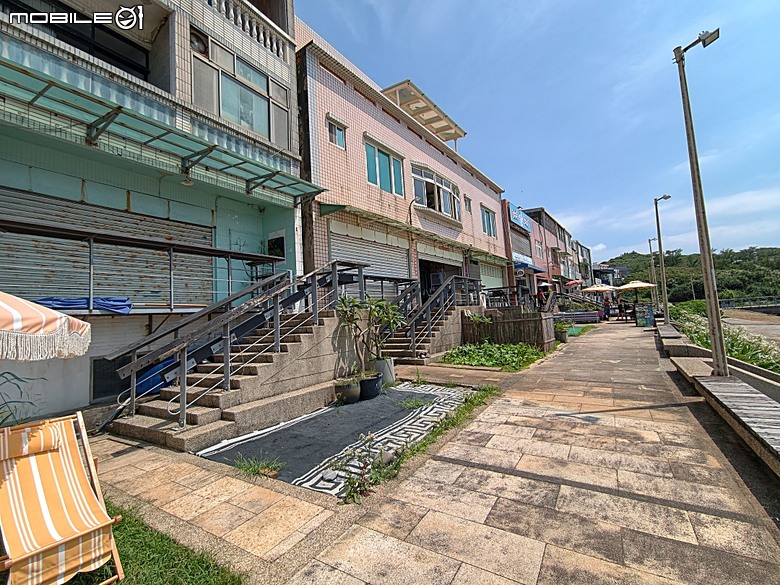 沙灘皮克敏探索之新北市篇 — 萬里海水浴場、金山中角、貢寮福隆海水浴場、石門白沙灣、三芝淺水灣、淡水沙崙、淡江大橋,還有Bossa Nova巴莎諾瓦海景餐廳與依海廚房之吃吃喝喝