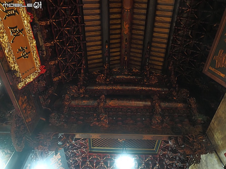 嘉義市立美術館、嘉義文化創意產業園區、嘉義城隍廟、嘉義市郵便局、文化路夜市，外掛美味可口的林聰明沙鍋魚頭、還有繁花似錦的臺南白河蓮花公園 — 2026 端午連假次日遊