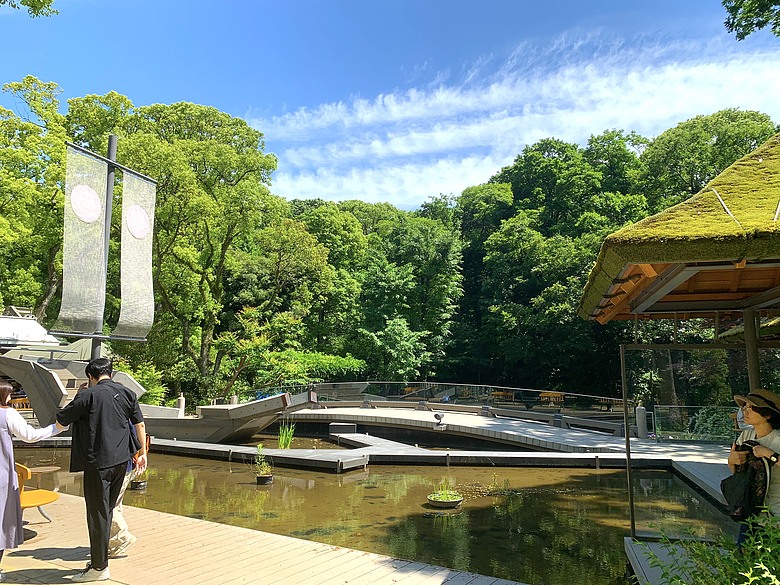 ＜日本＞2024～有個誤會但覺得照片很美的「名古屋一日遊」：東京外星人快閃店、大須觀音、名古屋城(？）、熱田神宮