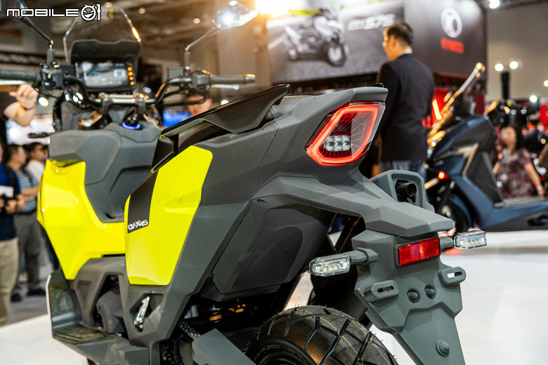 點我看大圖 KYMCO CV-X45 單缸多功能跨界車正式亮相,搭載PTM系統、TFT儀表、定速、加溫握把一次到位!