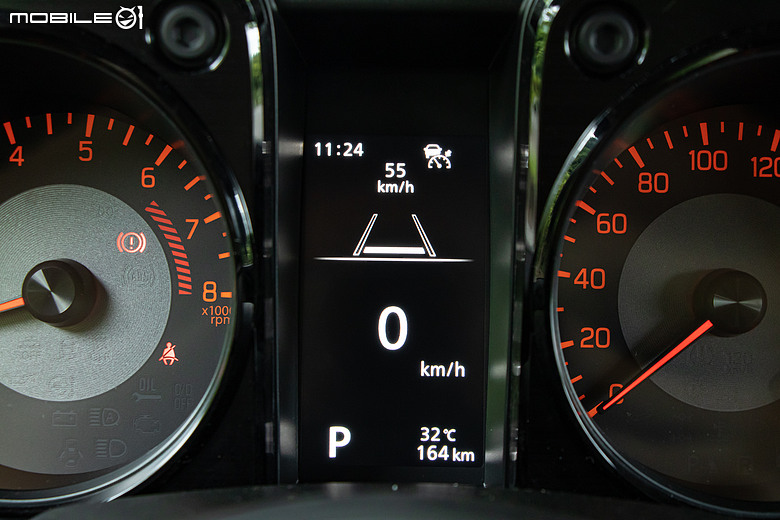 Suzuki Jimny 新年式試駕|補齊ACC、價格凍漲,不再只是任性的大玩具!