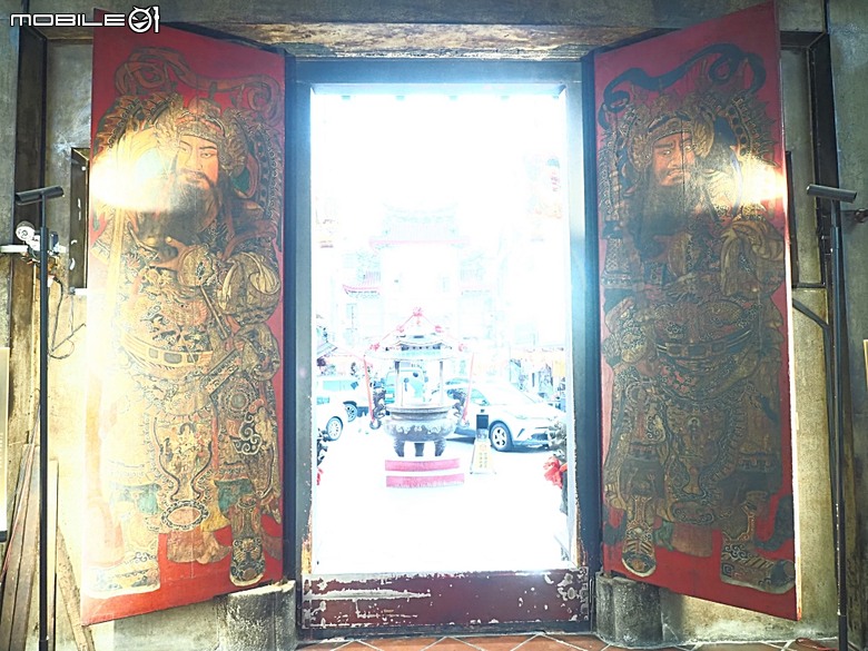 嘉義市立美術館、嘉義文化創意產業園區、嘉義城隍廟、嘉義市郵便局、文化路夜市，外掛美味可口的林聰明沙鍋魚頭、還有繁花似錦的臺南白河蓮花公園 — 2026 端午連假次日遊
