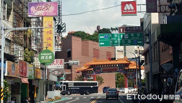 彰化預售案登5字頭，網友激動：可以買南屯了！