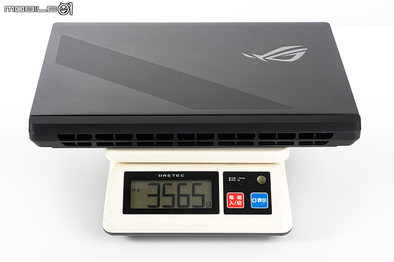 ROG Strix SCAR 18 (2026) G835｜升級 4K 240Hz 面板、全規格攻頂，再創電競機皇新標竿！