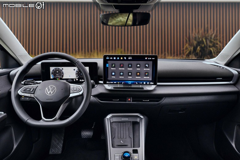 Volkswagen T-Roc 大改款車型展開預售｜首波導入1.5 eTSI動力、同步引進極夜曜影版