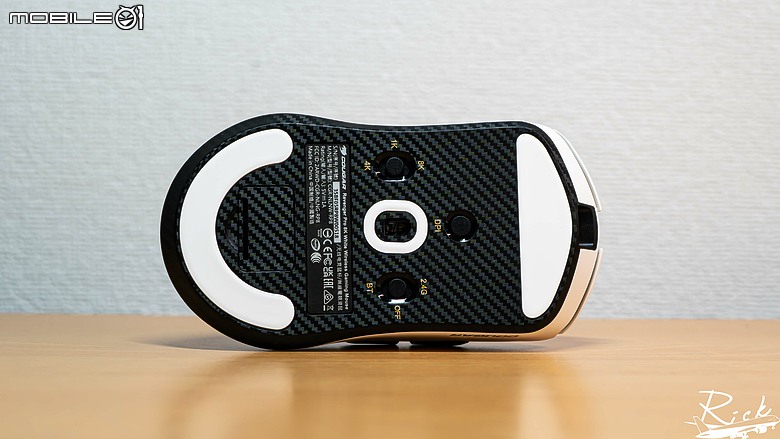【開箱】平價8K三模輕量滑鼠 | COUGAR REVENGER PRO 8K