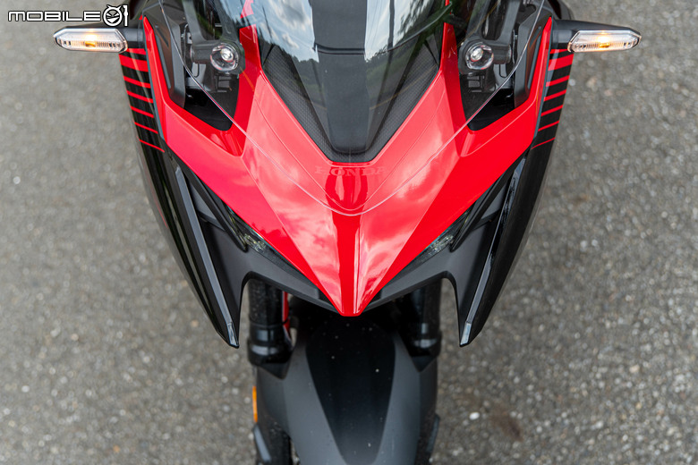 HONDA CB1000 GT 試駕｜不再做選擇，四缸、電懸、運動、舒適我全都要！